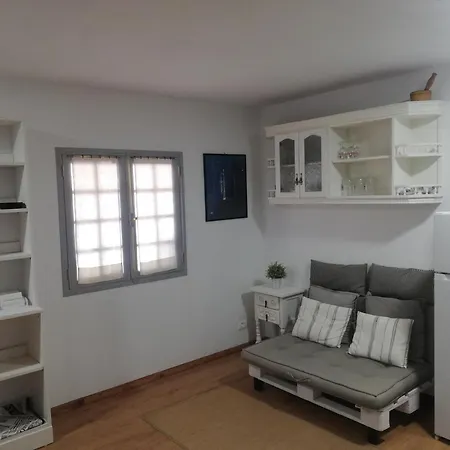 Capitan Morgan Apartment