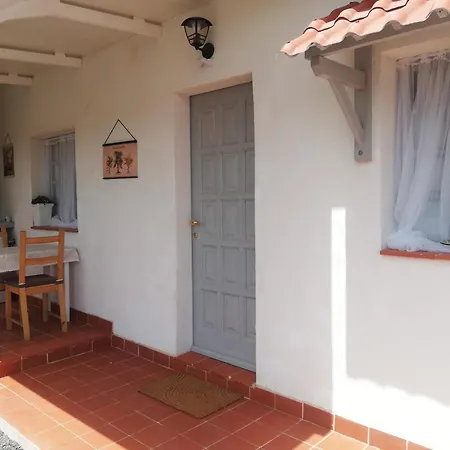 Capitan Morgan Apartment